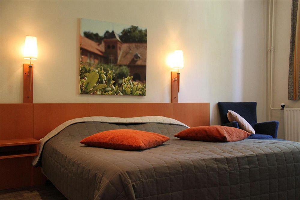 أوسيندريشْتْ Hotel De Volksabdij الغرفة الصورة